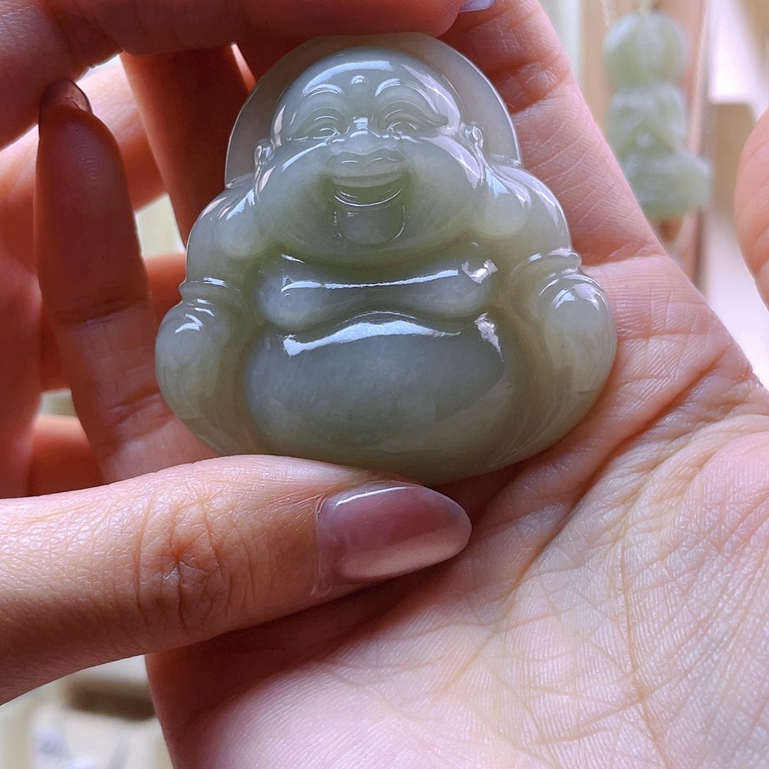 和田玉吊坠(赠链)未镶嵌铃**月