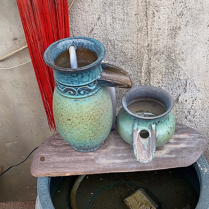 水泵6w，两个流水罐