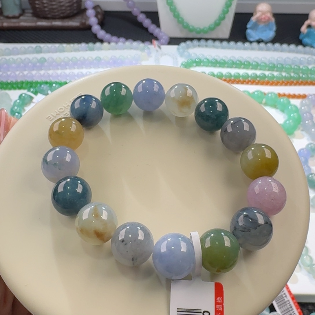 翡翠颈饰未镶嵌浓彩多宝卡12+