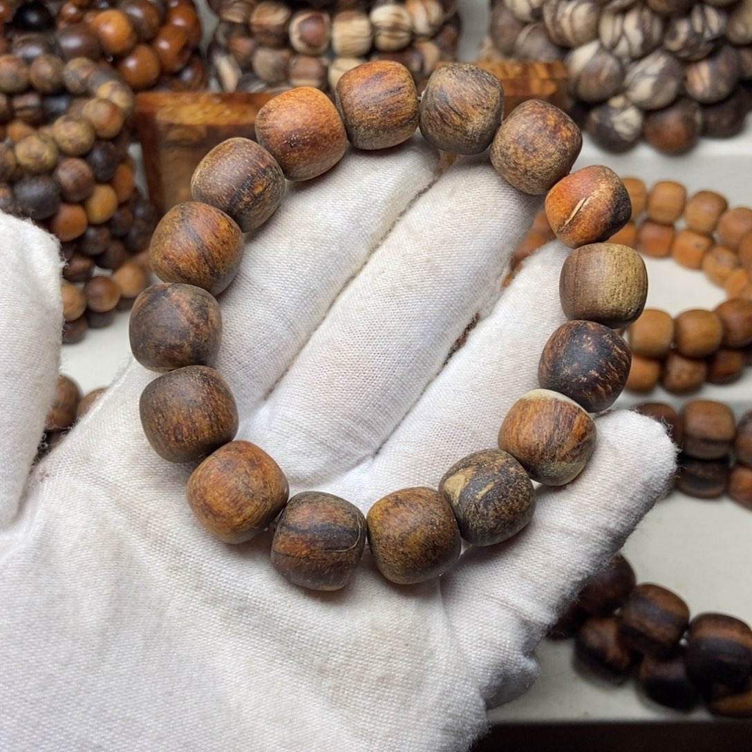 贡木福利1314老型珠手串瑕疵款