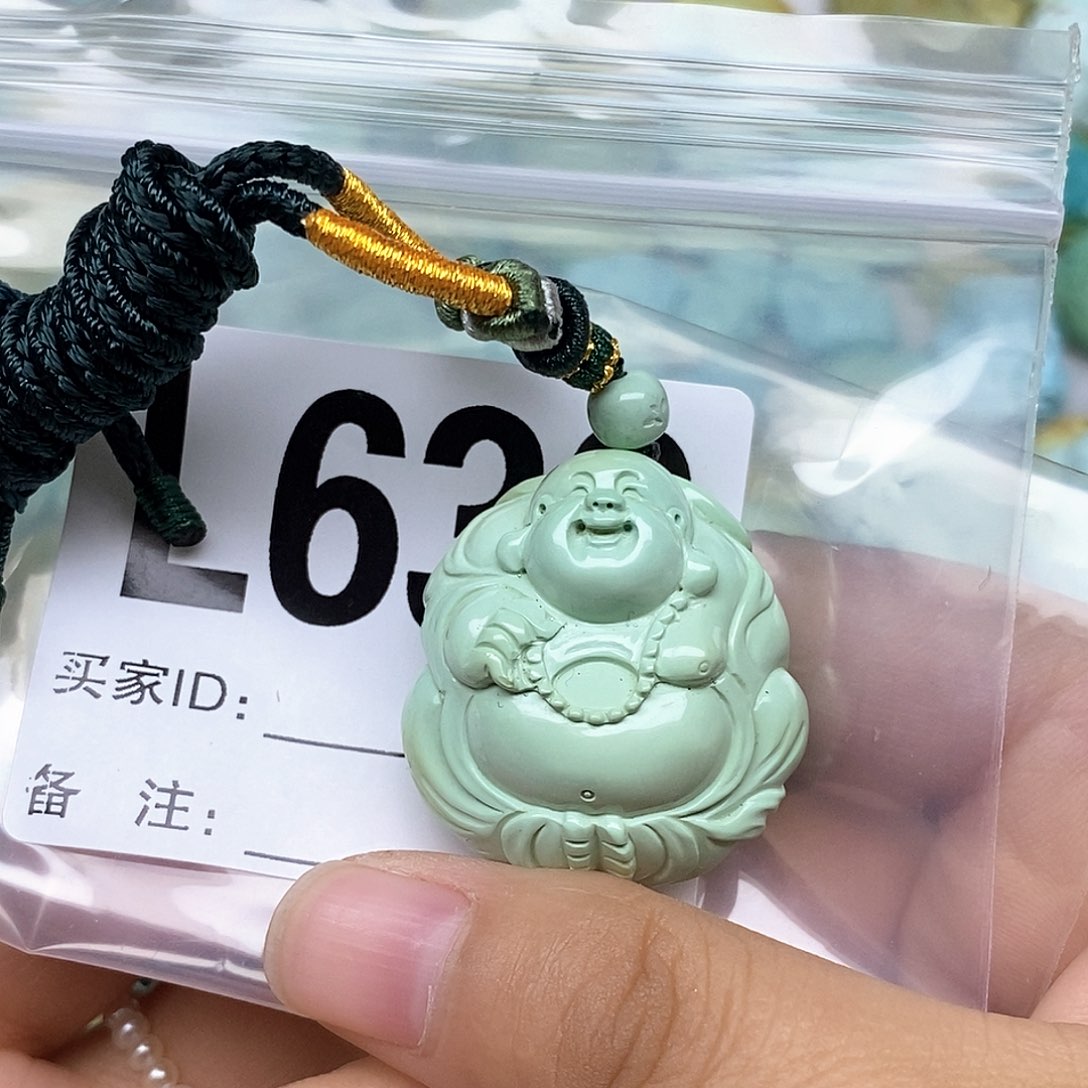绿松石配饰未镶嵌