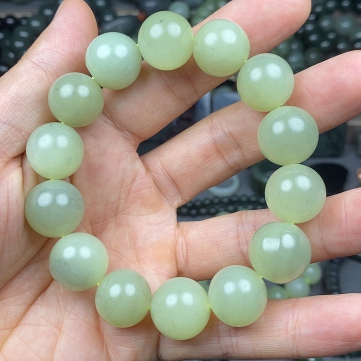 林***湾手链未镶嵌和田玉