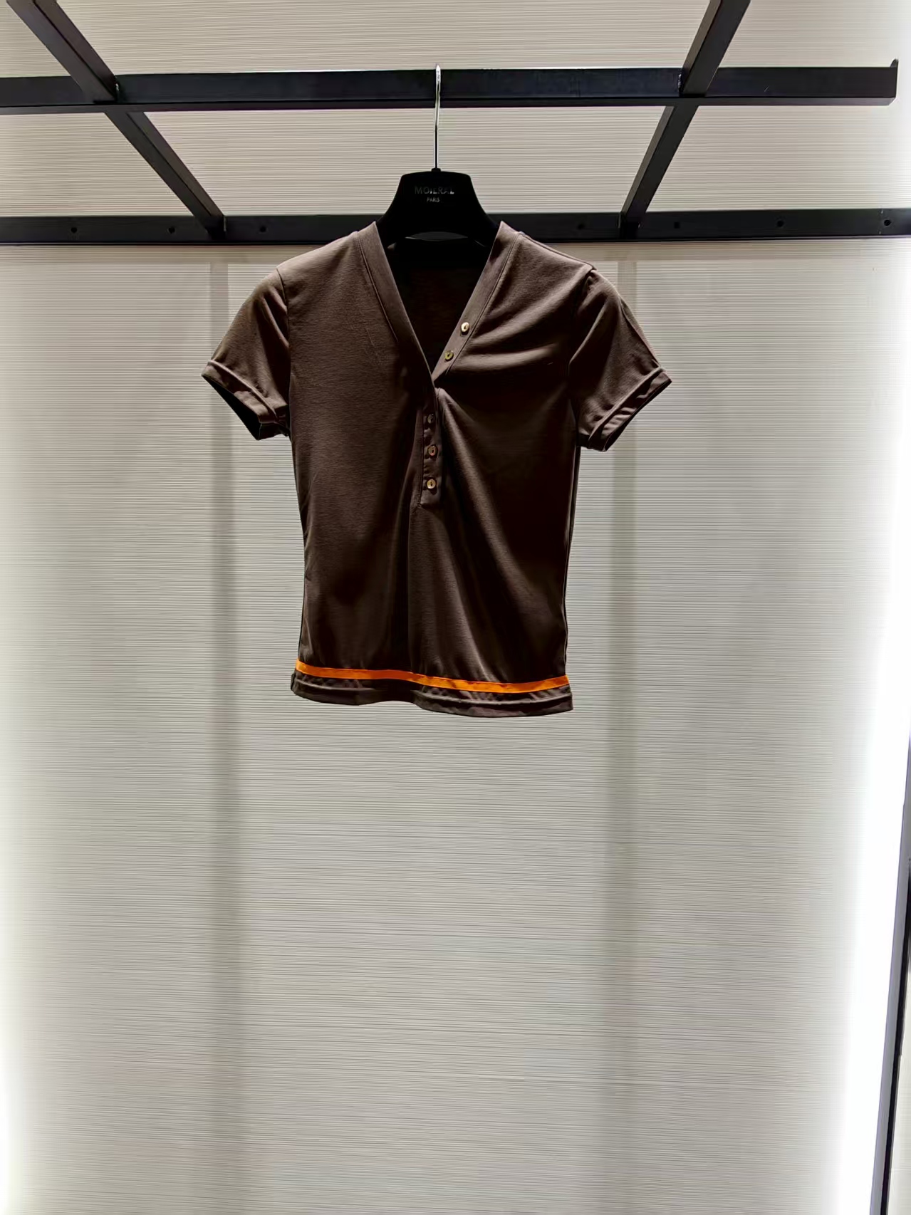 MO夏季新款V领单排扣撞色百搭短袖T恤