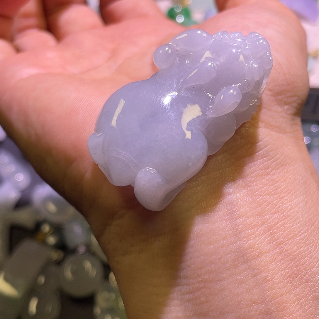 定制翡翠未镶嵌貔貅