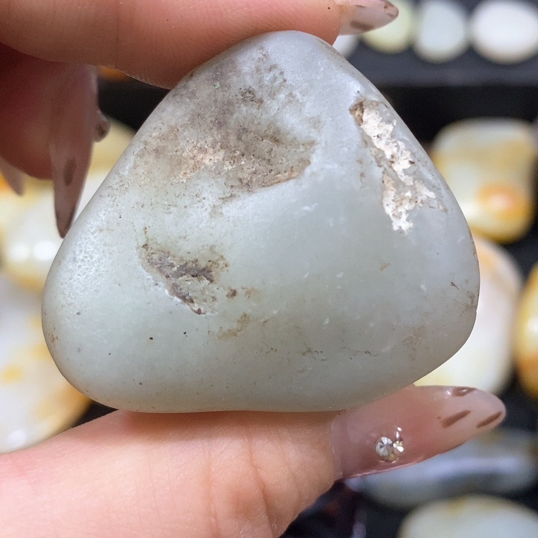 未镶嵌和田玉（糖玉）挂件