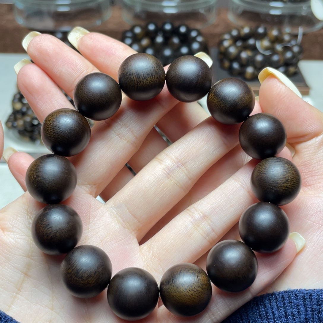 沉香手串良*越南芽庄白奇楠玉化老料1.6单圈
