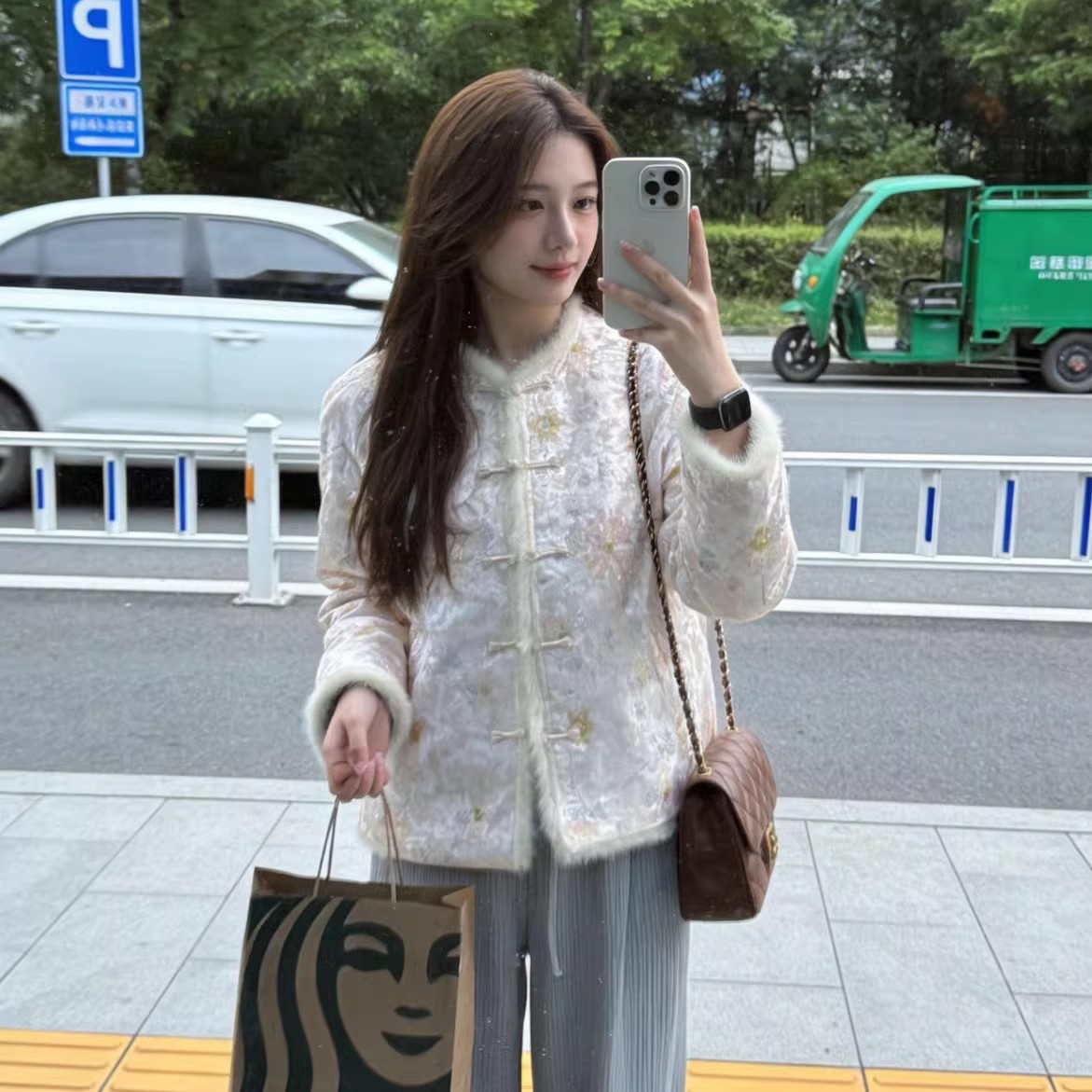 新中式丝绒盘扣刺绣棉服女宽松白色长袖棉袄外套中国风800