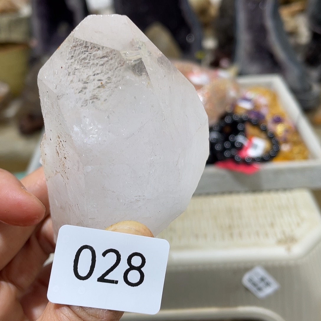 水晶摆件……未镶嵌