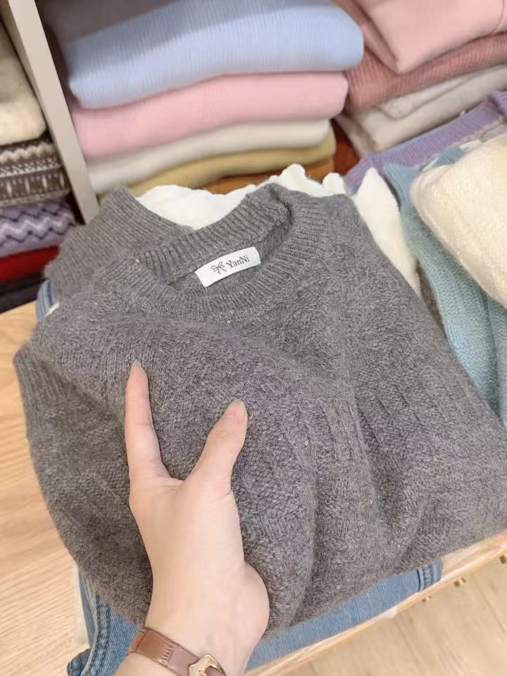 七言家 浮雕提花！云雨灰软糯云感毛衣