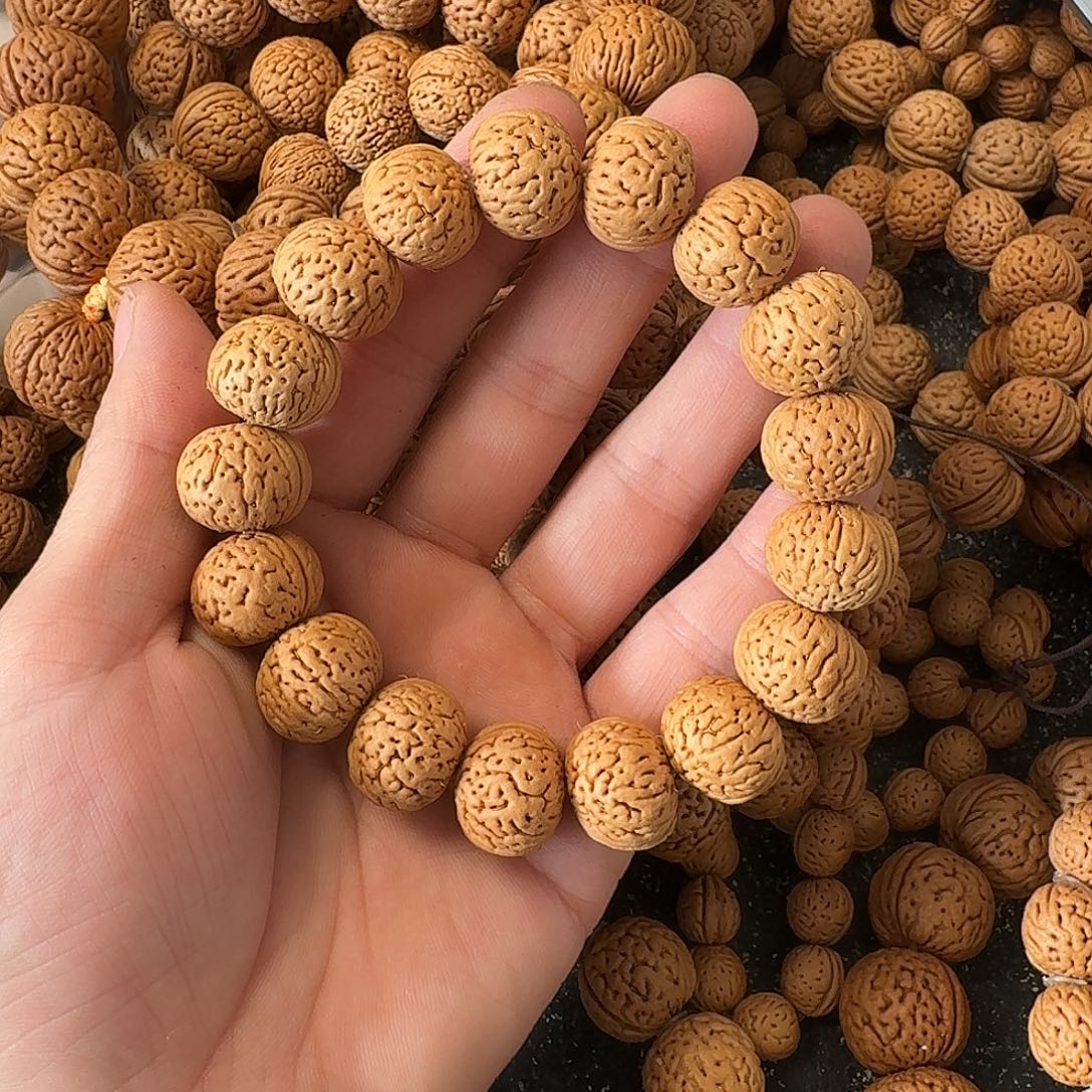 波***桃核吊坠南瓜手串