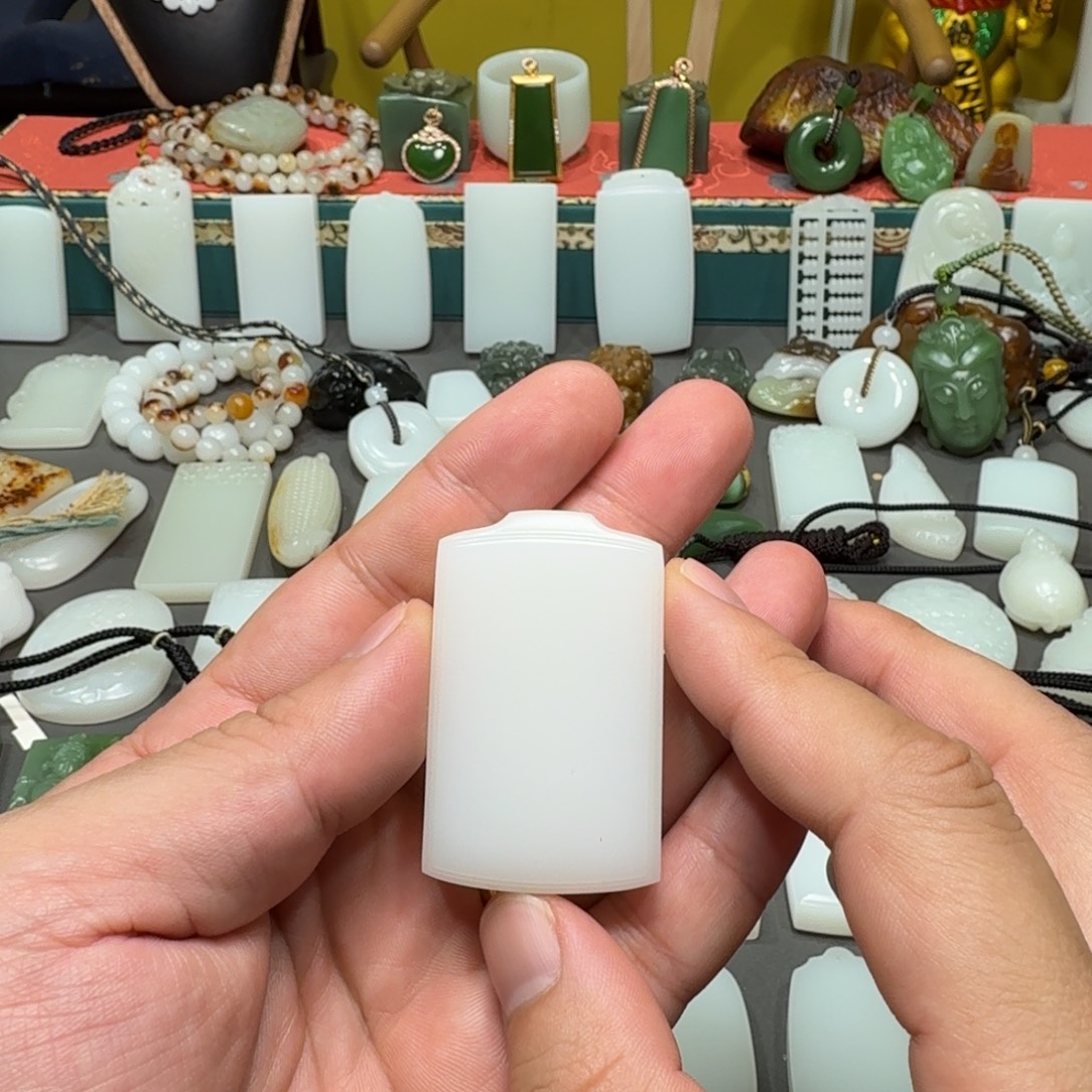 和田玉未镶嵌吊坠(不含链)