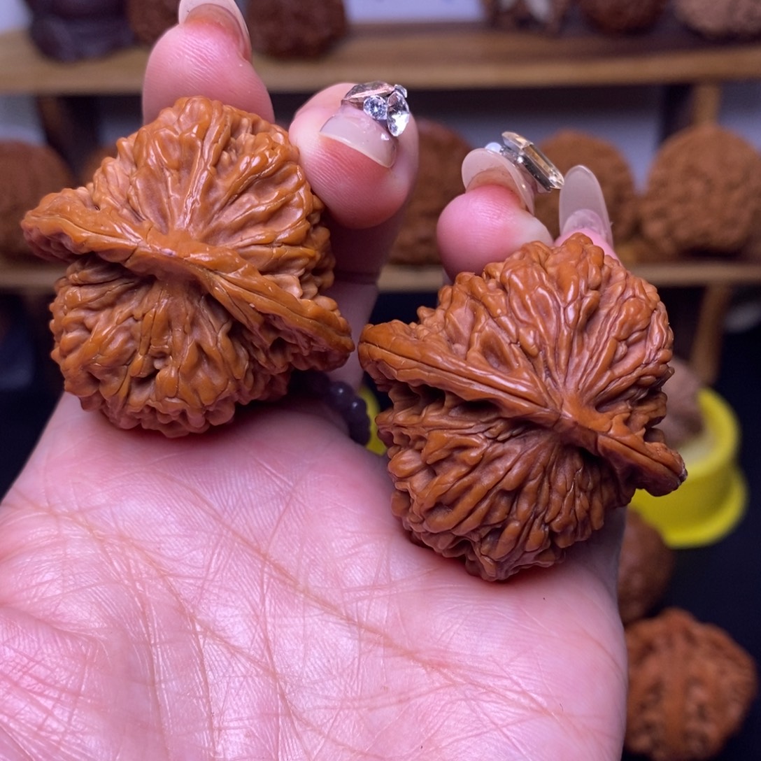 柠***檬文玩核桃吊坠四座课堂