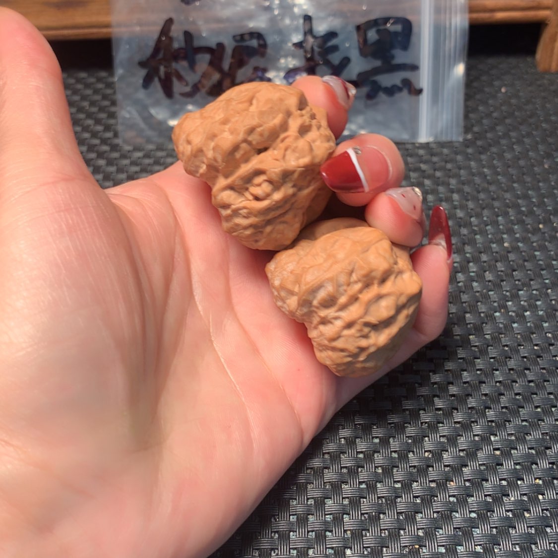 【闪购商品】文玩核桃吊坠蛙蛙