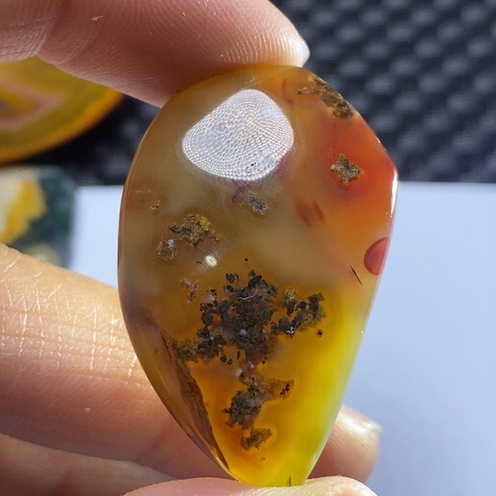 玛瑙/玉髓未镶嵌颈饰