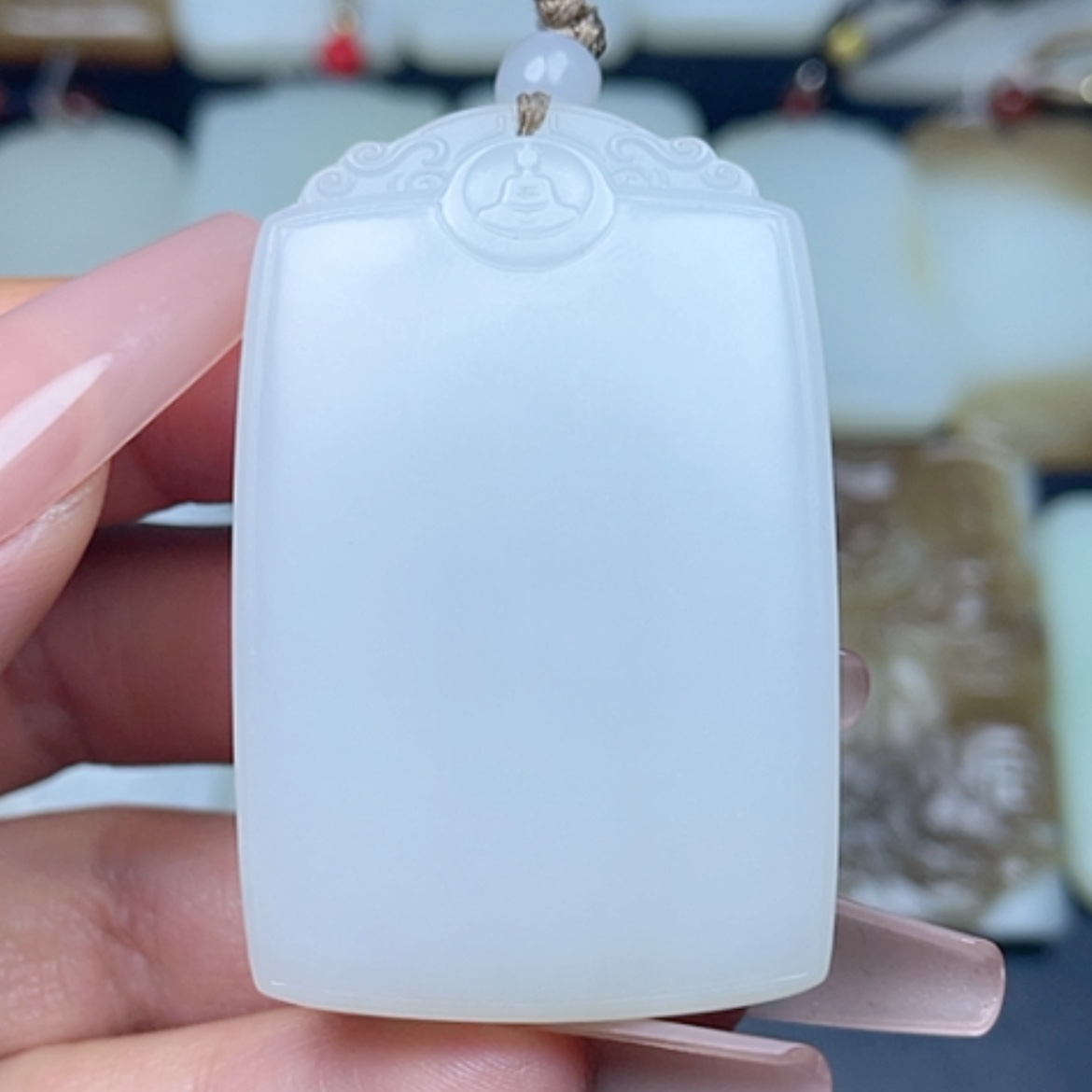 【闪购商品】颈饰未镶嵌和田玉