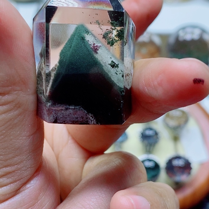 水晶颈饰未镶嵌少*水晶