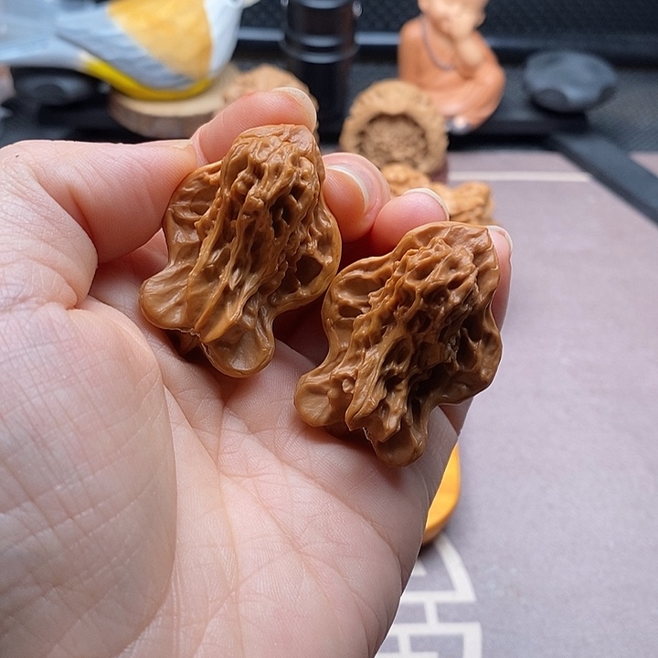 白***黑吊坠文玩核桃文玩核桃