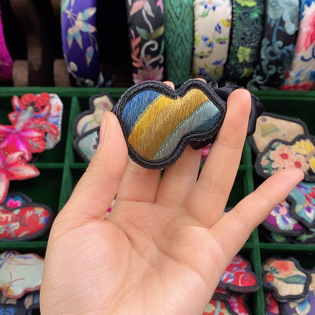 四****织绣老绣手工刺绣小包发圈