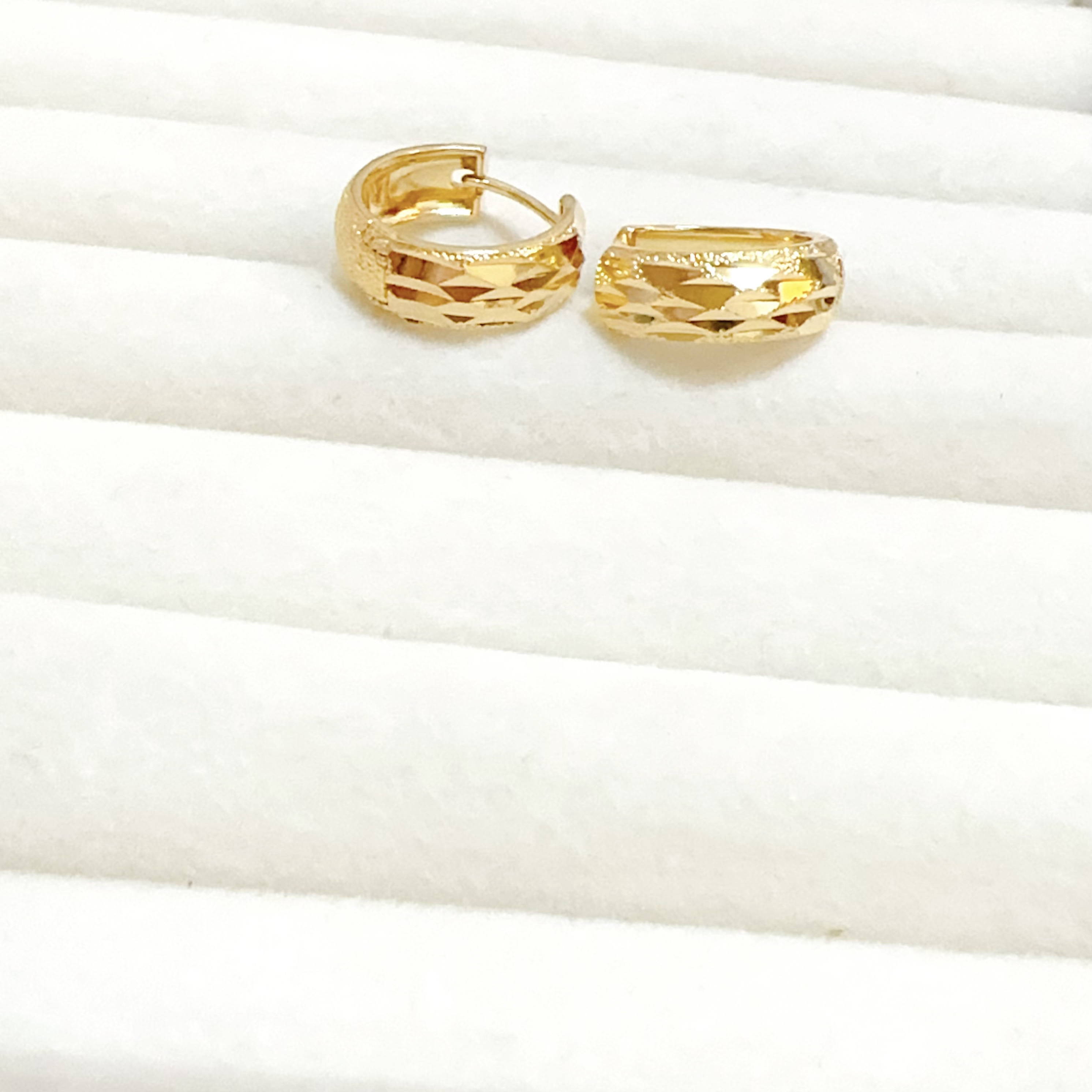 钛钢耳饰 【新款宝藏文创】菱形磨砂时尚个性耳扣 轻奢气质高级小众