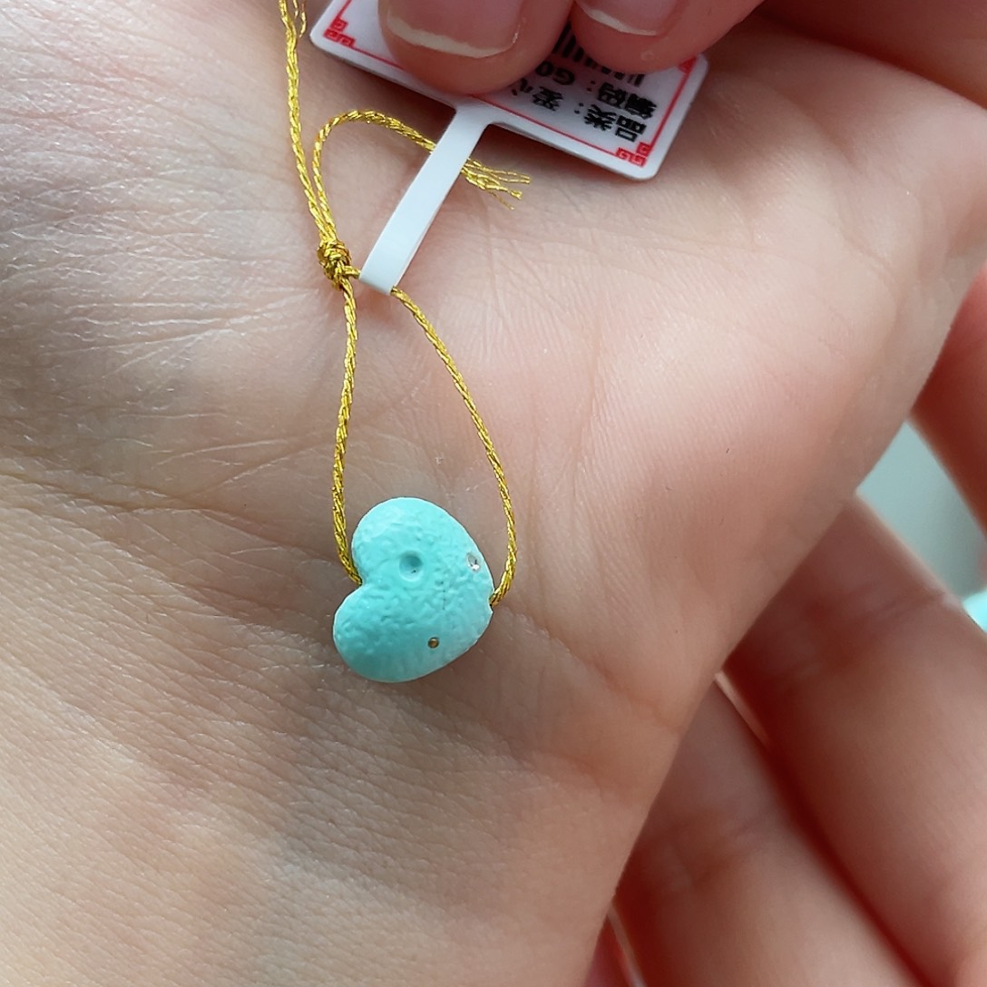 绿松石颈饰未镶嵌