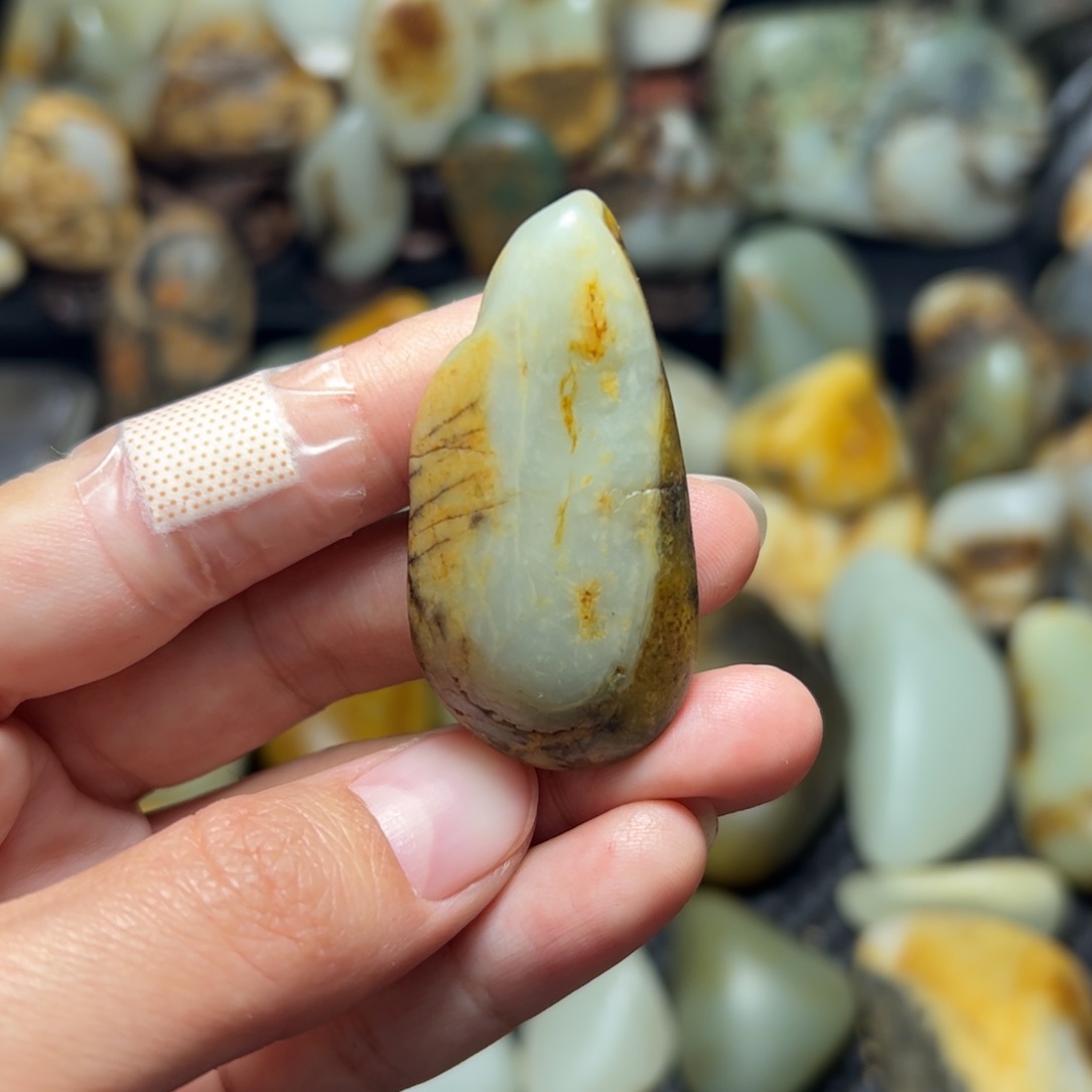 和田玉（青玉） A47未镶嵌