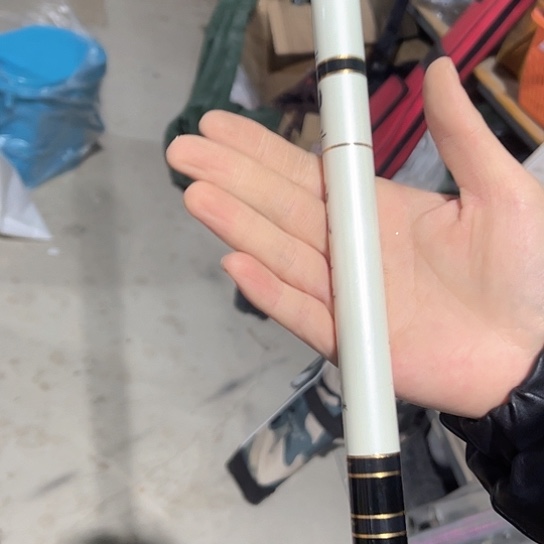 鱼杆4.5米一根。    微瑕