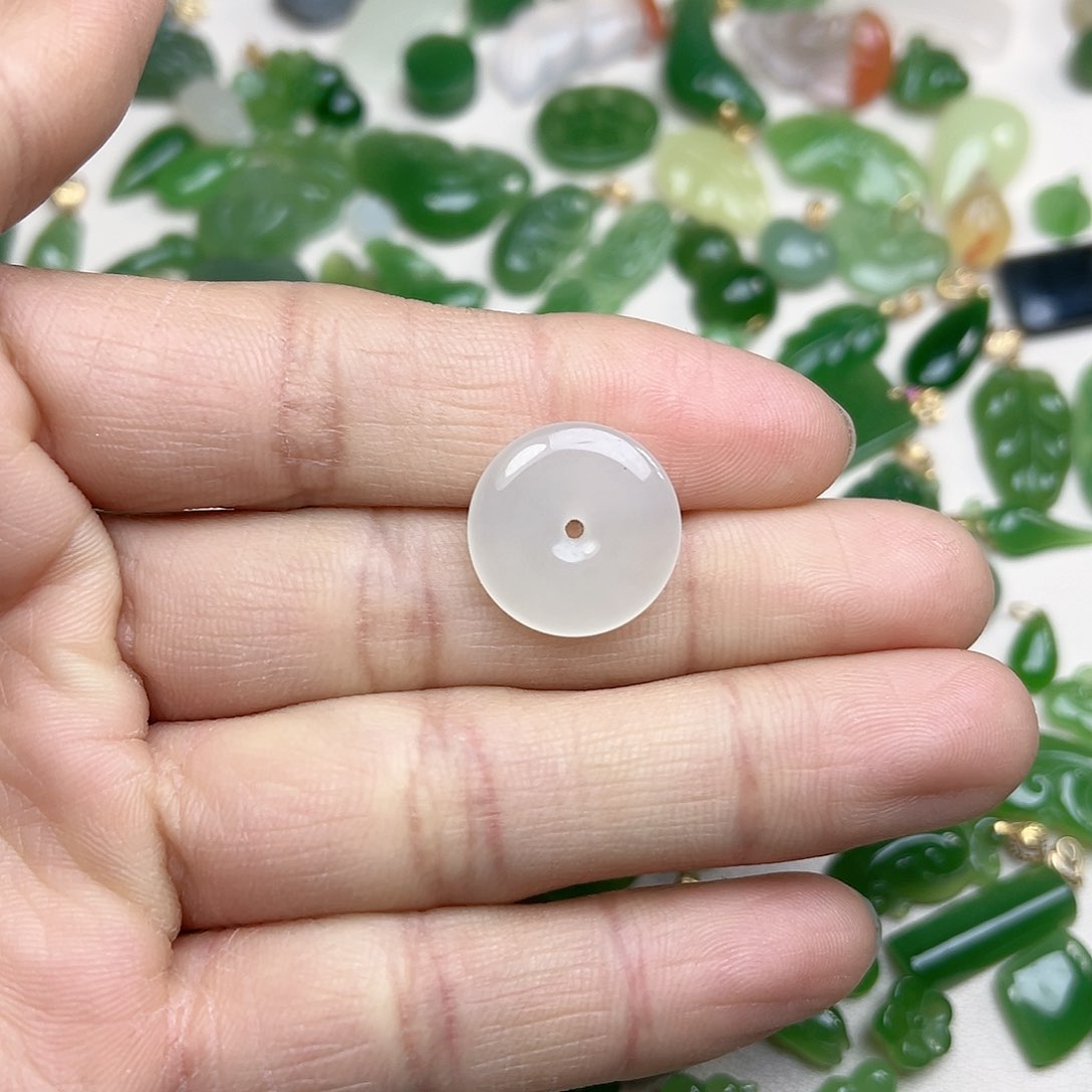 和田玉玉坠未镶嵌