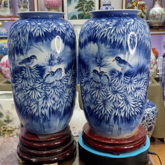 全手工釉下花鸟花瓶全手工釉下青花冬瓜瓶