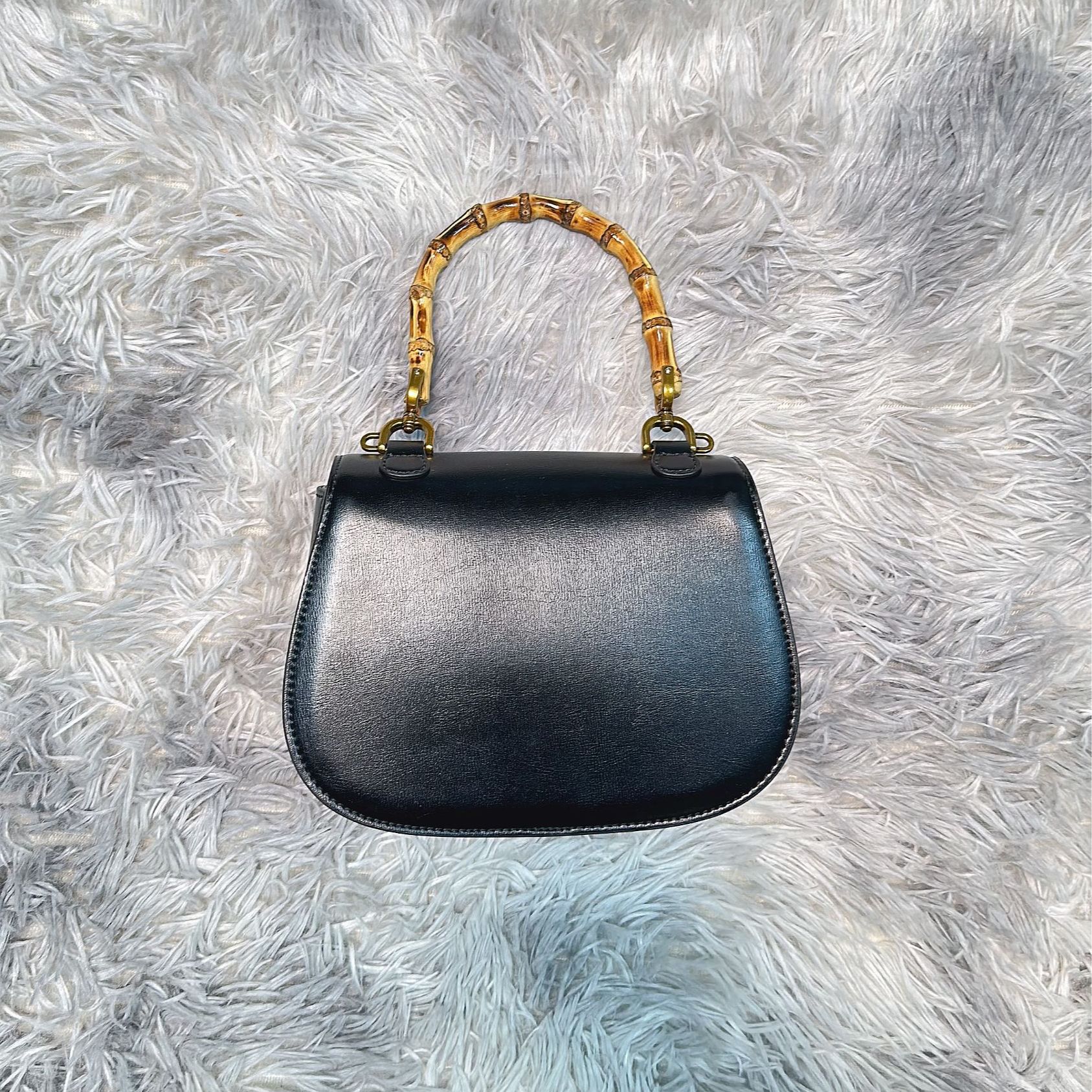 手工时尚真皮l枕头百搭女包  黑竹节  0239