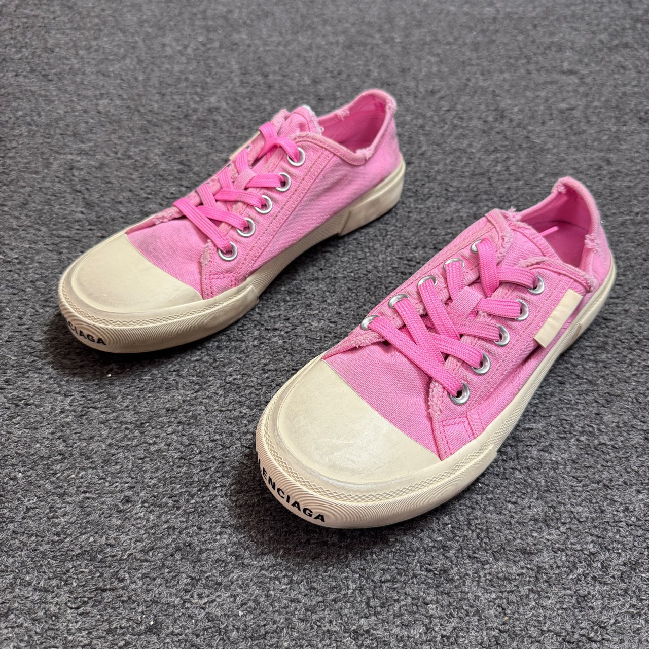 未使用 Balenciaga/巴黎世家 全新脏脏板鞋36-38码/2965