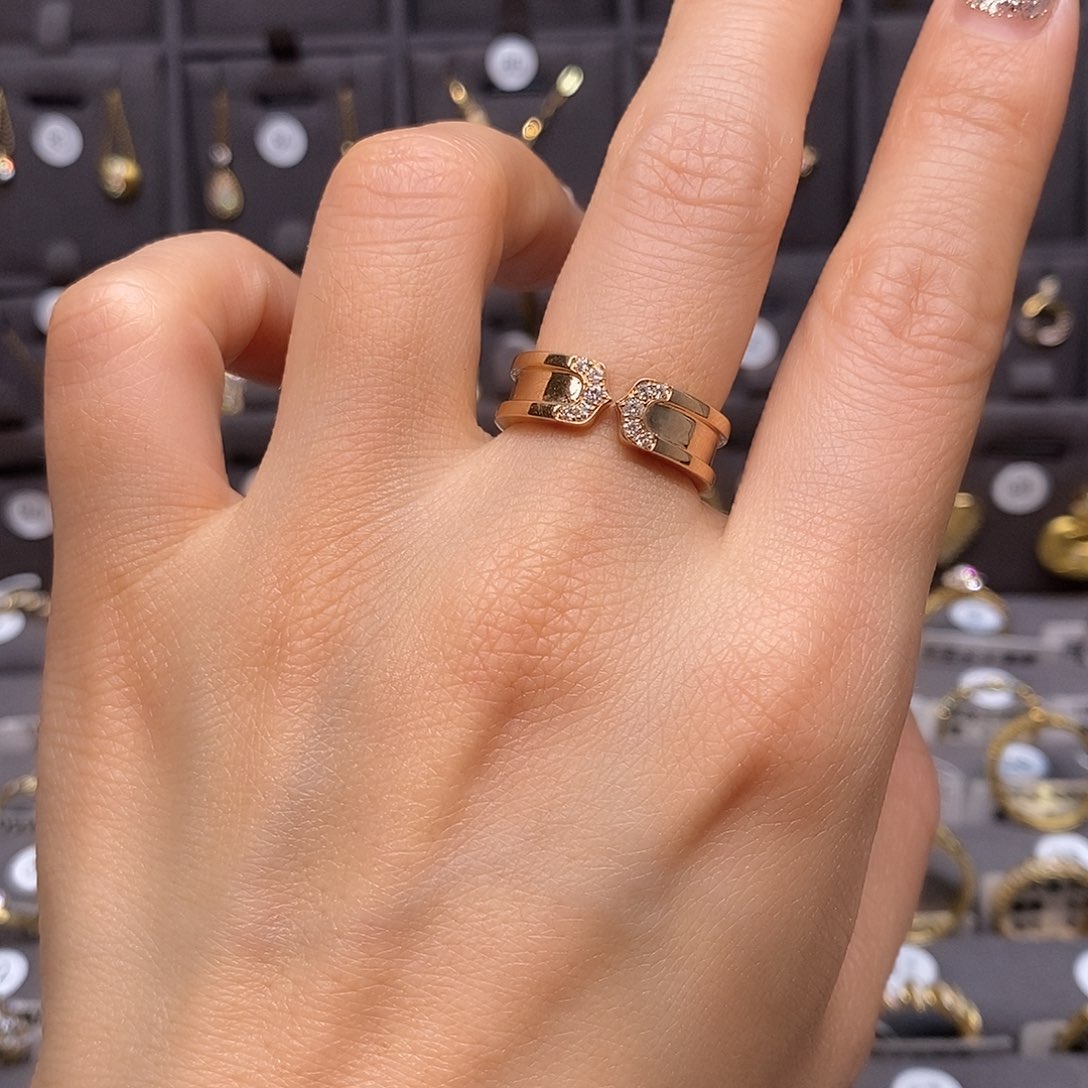 钻石戒指18K金镶嵌?***儿天然钻石