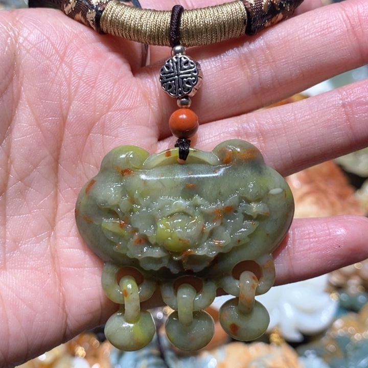 岫玉毛衣链未镶嵌