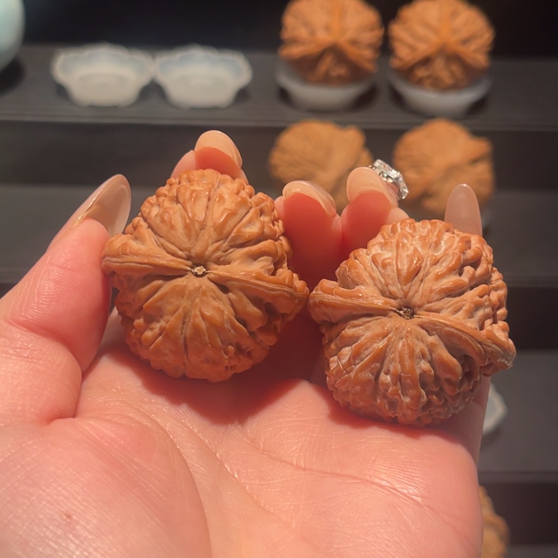 只***。莲花37➕全品，货头大漏