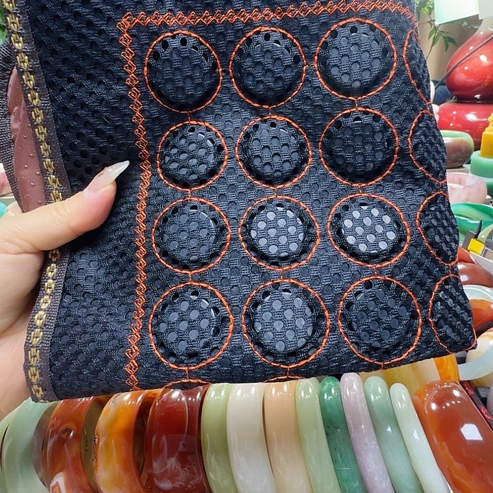 鑫***儿蛇纹石玉未镶嵌手镯