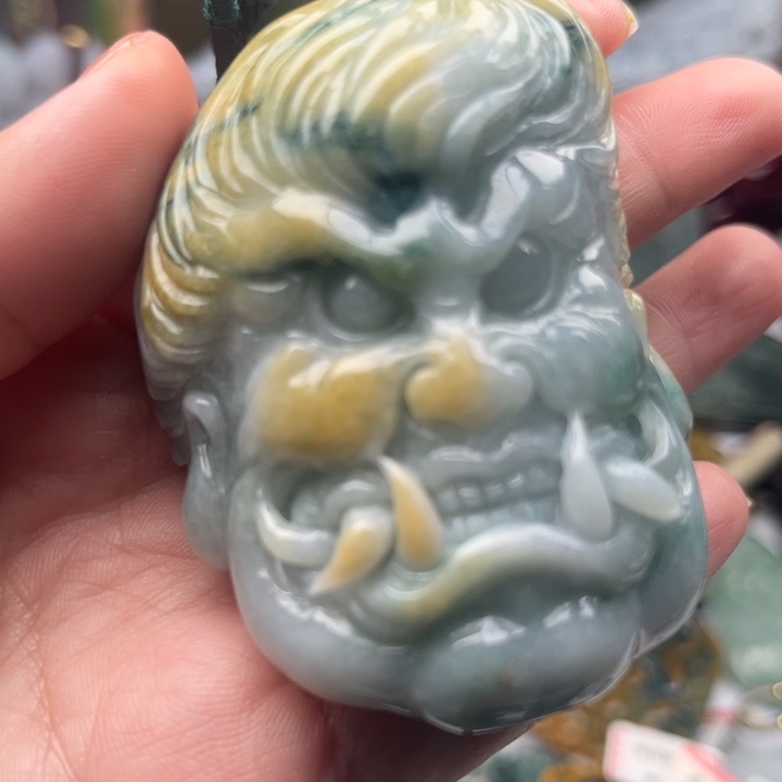 翡翠未镶嵌颈饰挂件