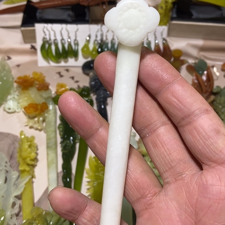 蛇纹石玉发簪未镶嵌