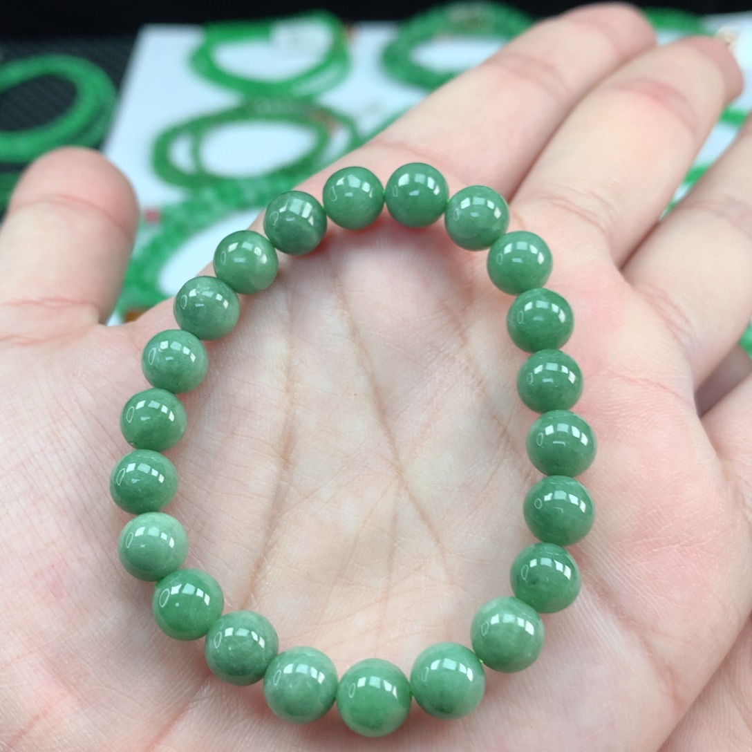 翡翠手链未镶嵌翡翠