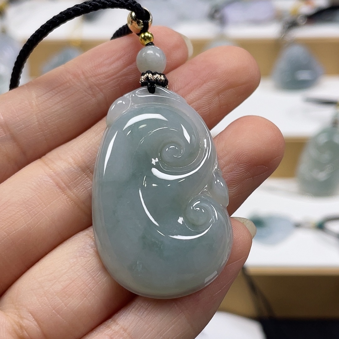 翡翠未镶嵌颈饰天然翡翠佛公吊坠一件11号