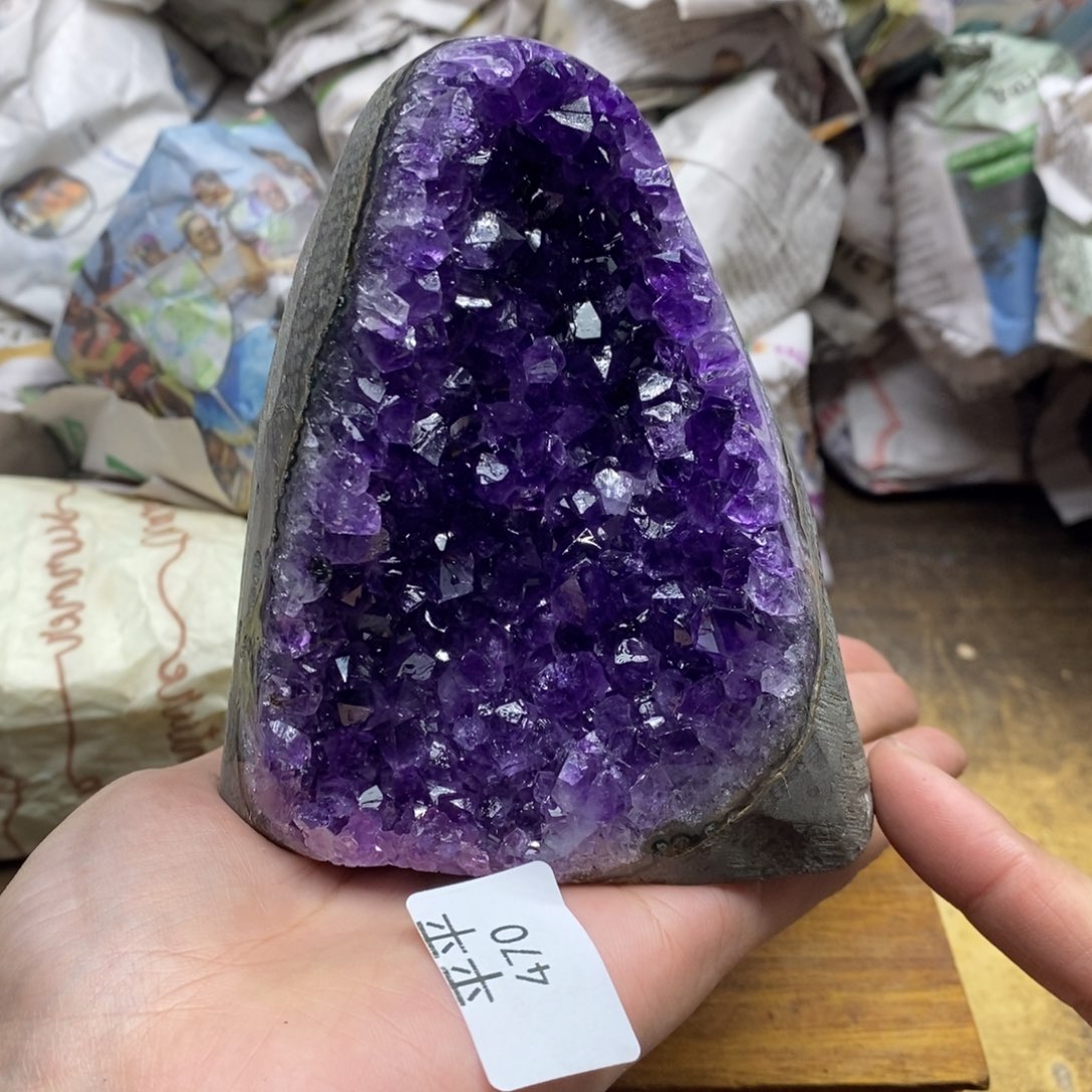 紫晶乌拉圭未镶嵌