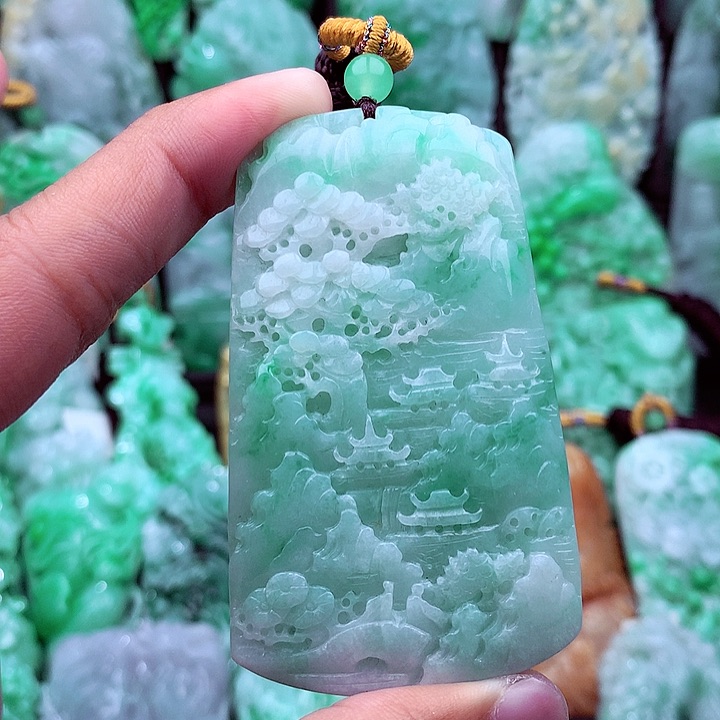 翡翠吊坠(不含链)未镶嵌