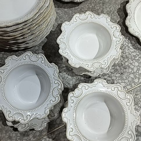 瓷片微瑕巴洛克贝壳深盘浅盘各一