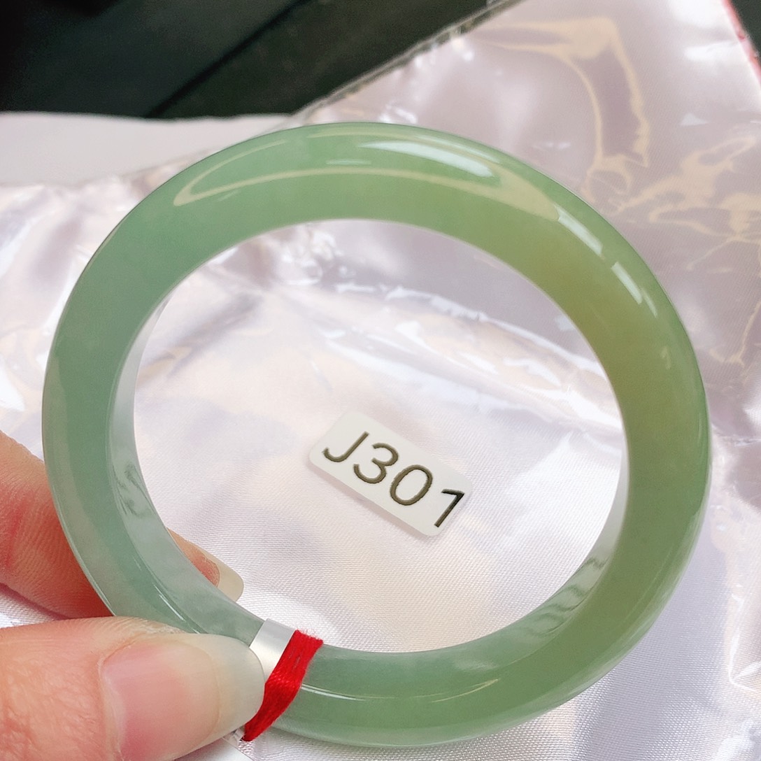 【闪购商品】翡翠手镯未镶嵌缅甸天然a货翡翠