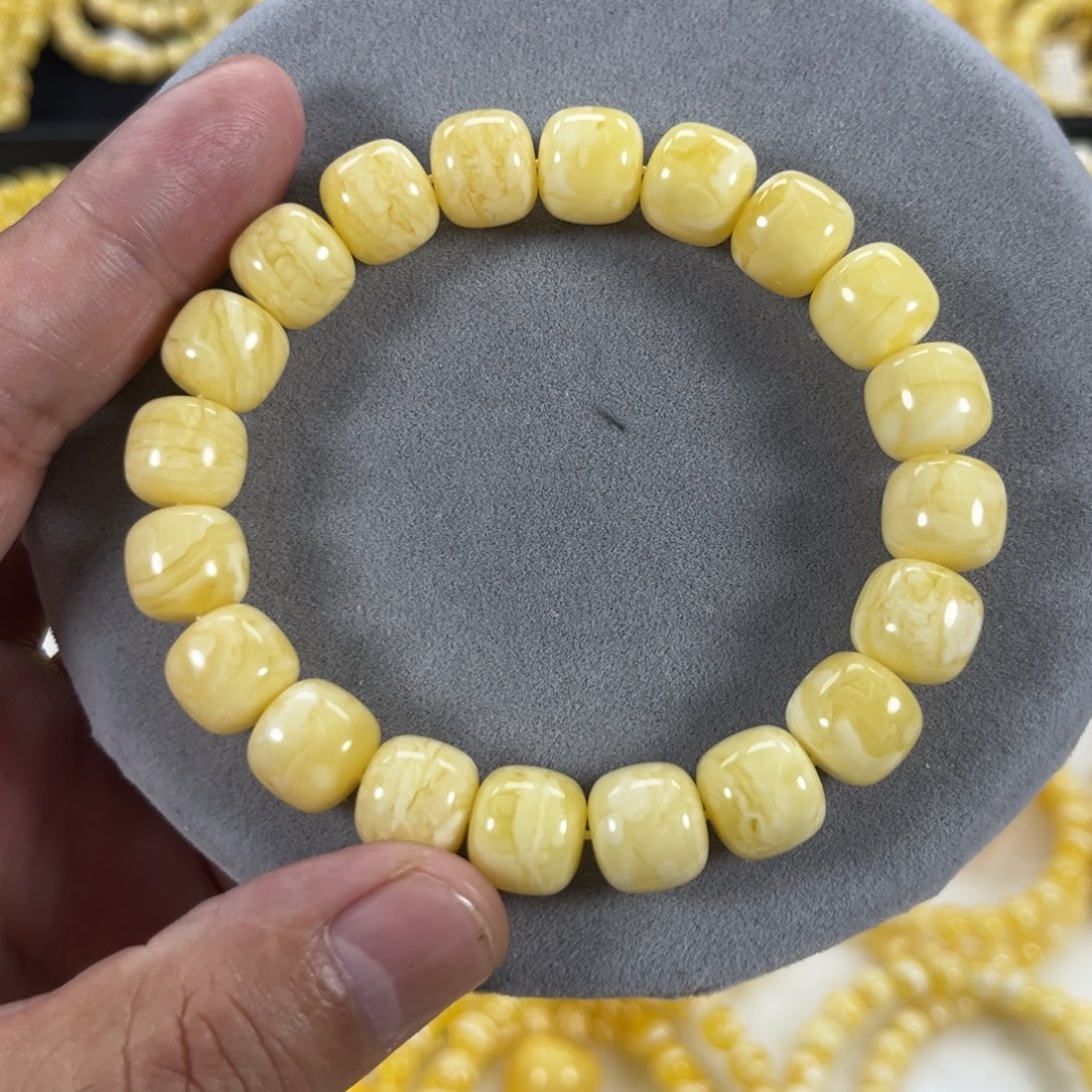 蜜蜡手串未镶嵌纯天然俄料奶白金纹虎皮