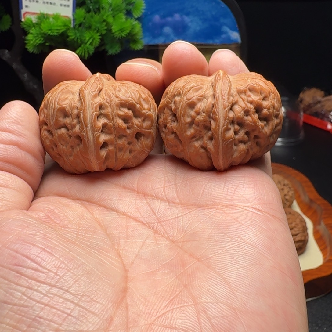 文玩核桃把件全品元宝40