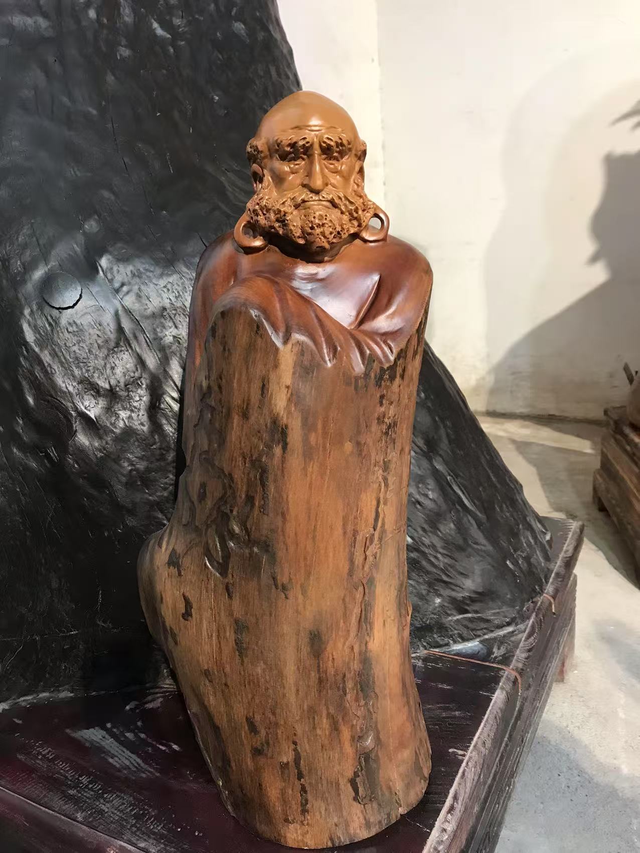 达摩祖师  香樟木桌面摆件