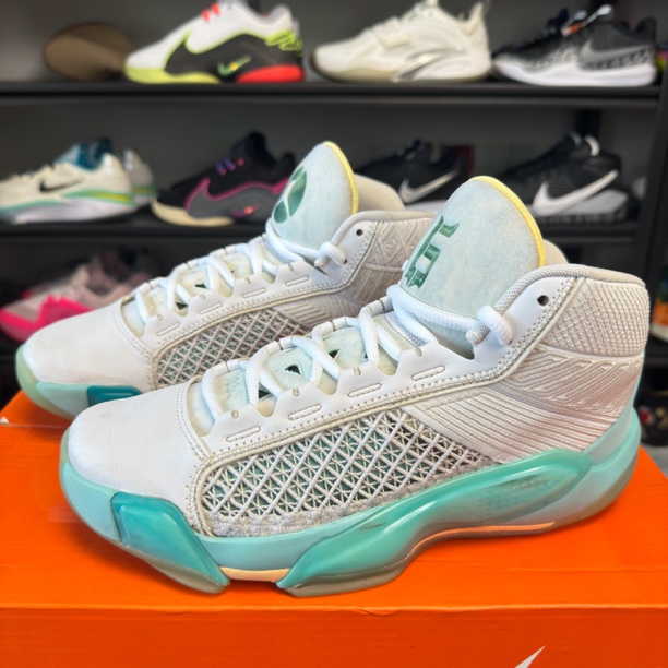 41码/aj38郭艾伦白蓝