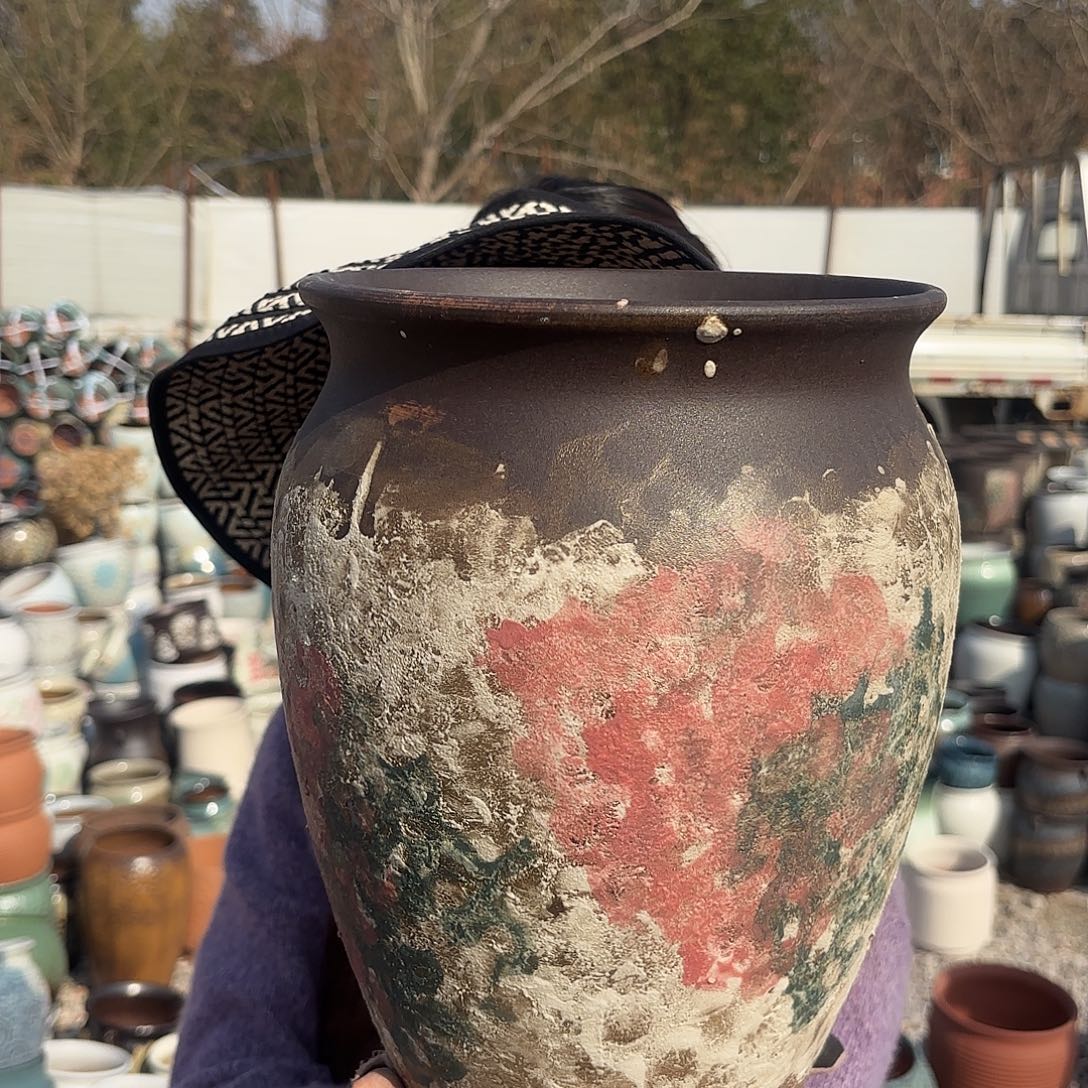 口径20高度28一个油画