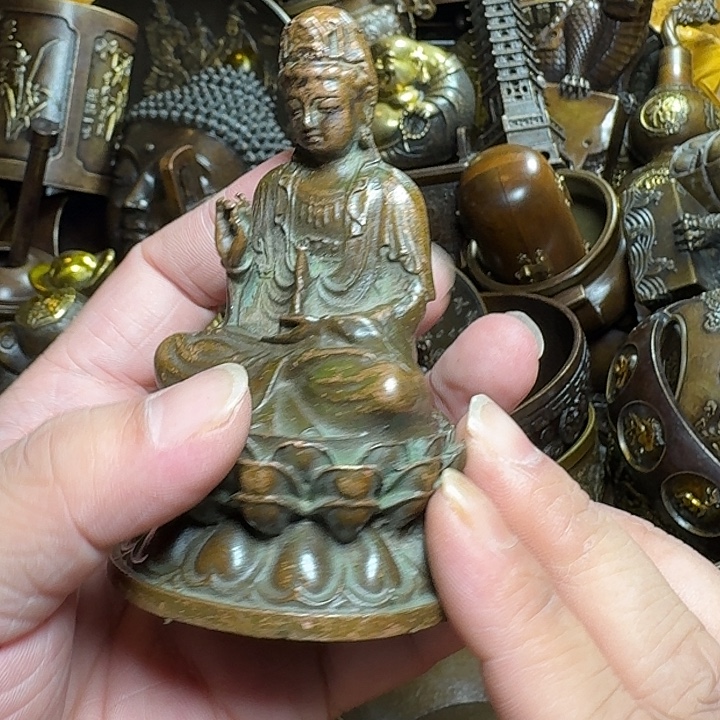铜器摆件收收藏藏