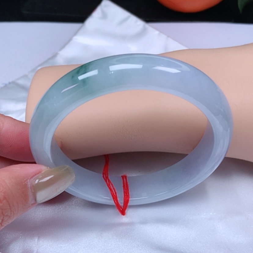 【闪购商品】翡翠手镯未镶嵌，