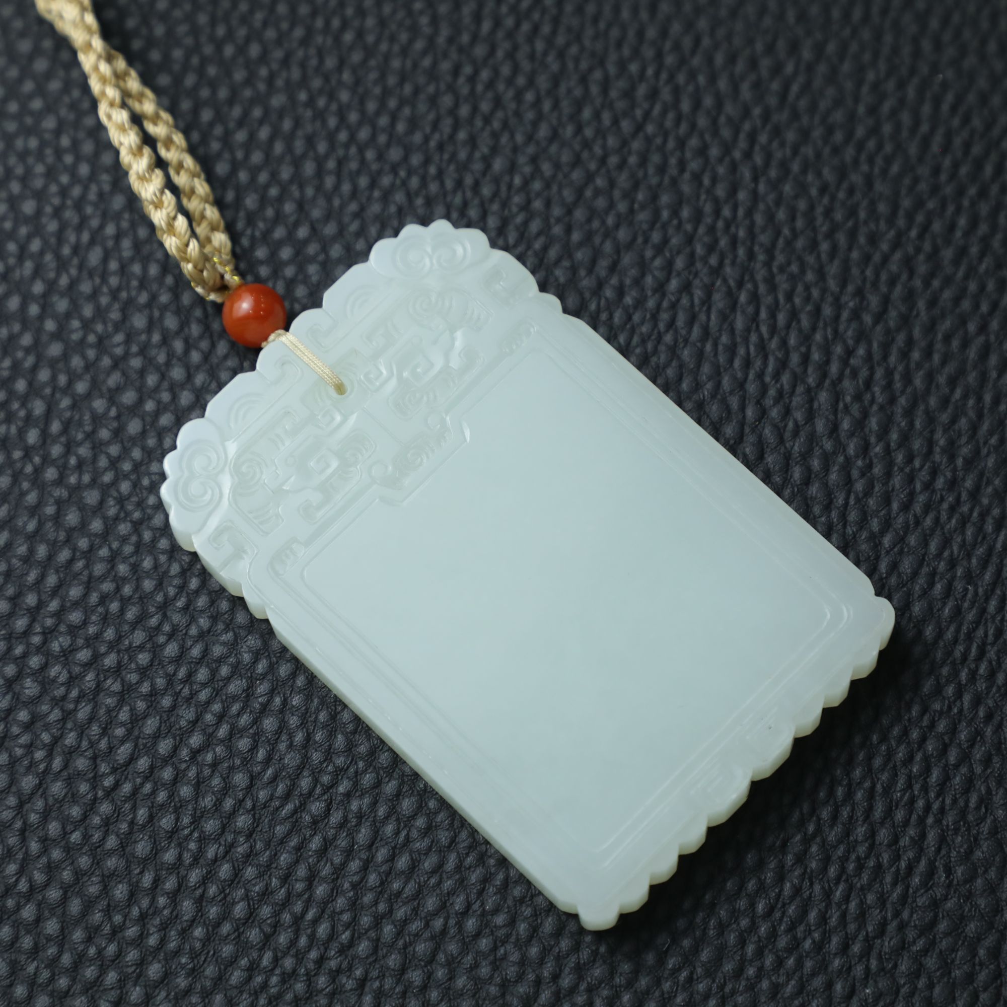 TCWWA06965清晚和田白玉龙首无事牌